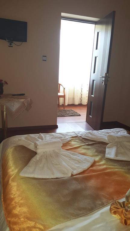 Casa Alex Hotel Târgu Jiu Стая снимка